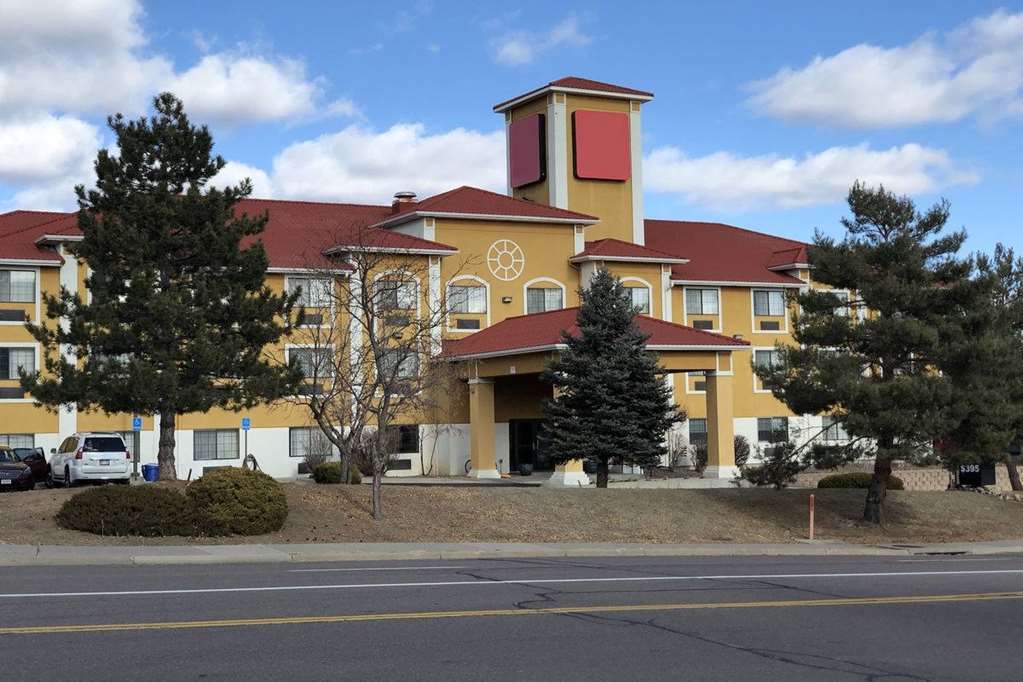 Greentree Inn Denver Tech Center Сентенниал Экстерьер фото